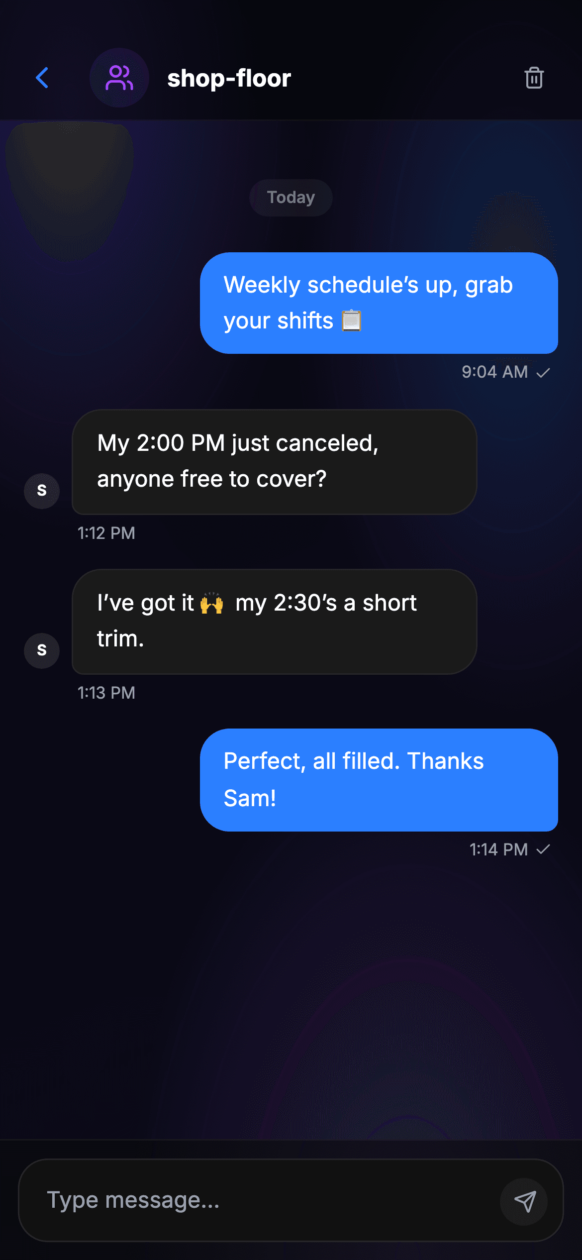 The built-in shop chat covering a cancelled slot
